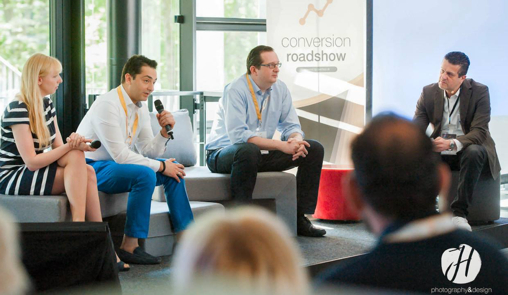 Moderation der Conversion Roadshow (heute konversion.digital) Stefan Godulla, SEO-Speaker und Moderator auf der konversion.digital (ehem. Conversion Roadshow)